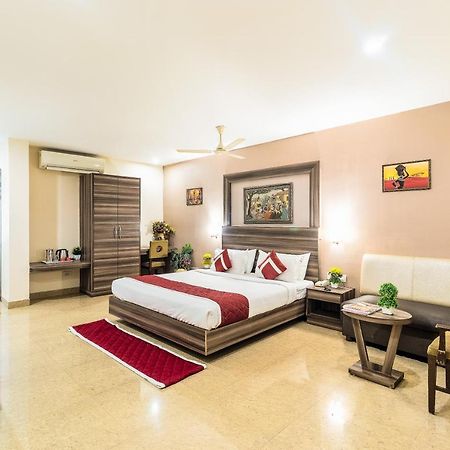 Hotel Octave La Sara Vista à Bangalore Extérieur photo