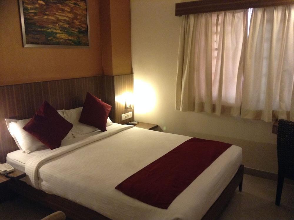 Hotel Octave La Sara Vista à Bangalore Extérieur photo