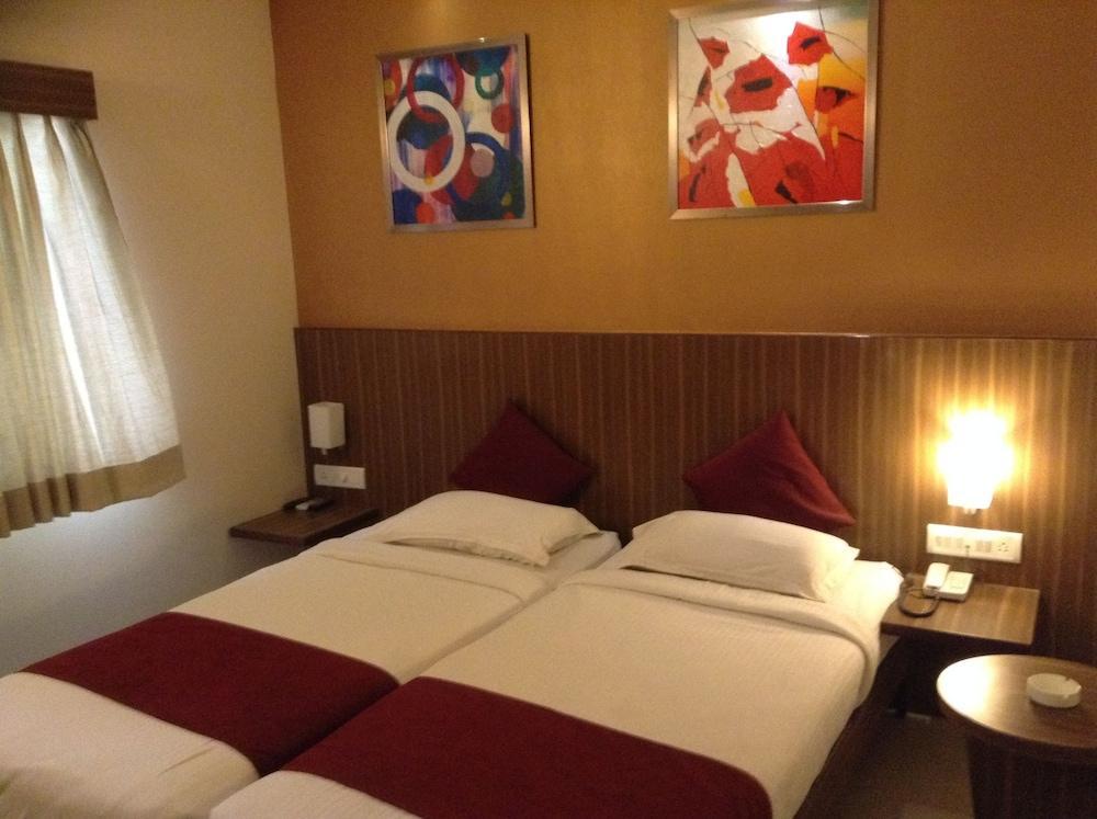 Hotel Octave La Sara Vista à Bangalore Extérieur photo