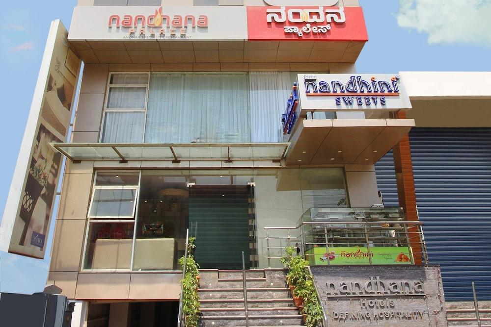 Hotel Octave La Sara Vista à Bangalore Extérieur photo