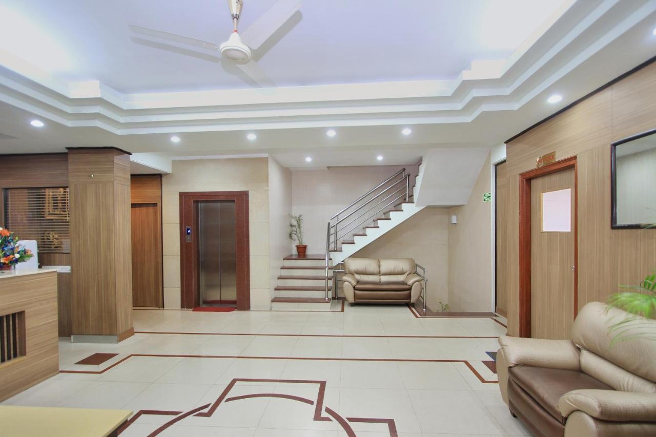 Hotel Octave La Sara Vista à Bangalore Extérieur photo
