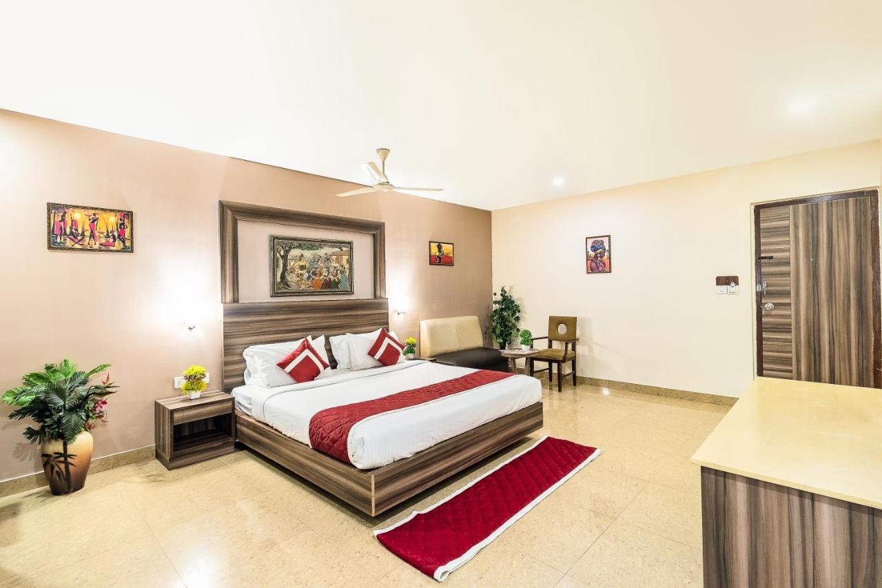 Hotel Octave La Sara Vista à Bangalore Extérieur photo