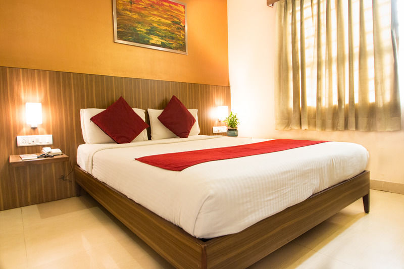 Hotel Octave La Sara Vista à Bangalore Extérieur photo