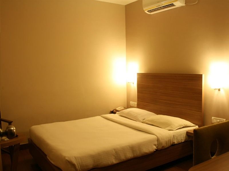 Hotel Octave La Sara Vista à Bangalore Extérieur photo
